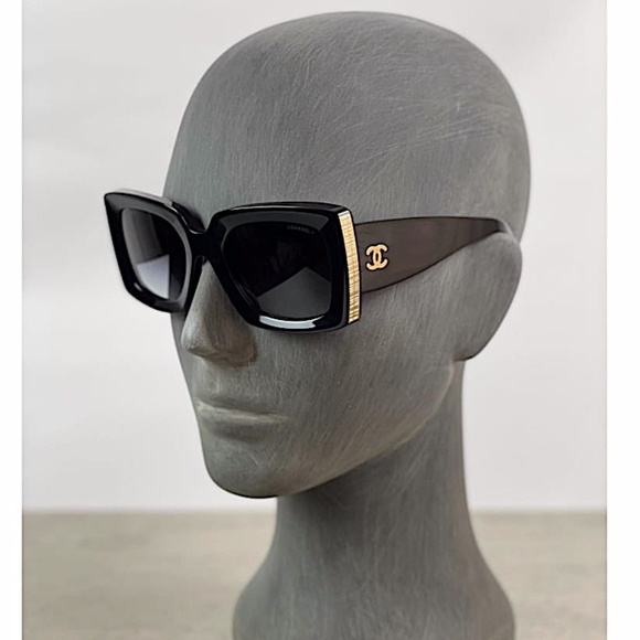 Chanel Black Mother of Pearl CC Logo Sunglasses 5076-H - Yoogi's Closet